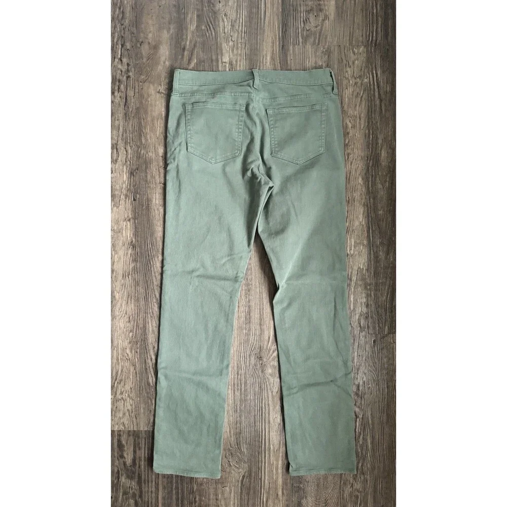 J. Crew Jeans Men's 33x34 Green Slim Fit Flex Straight Leg Garment Dye Classic